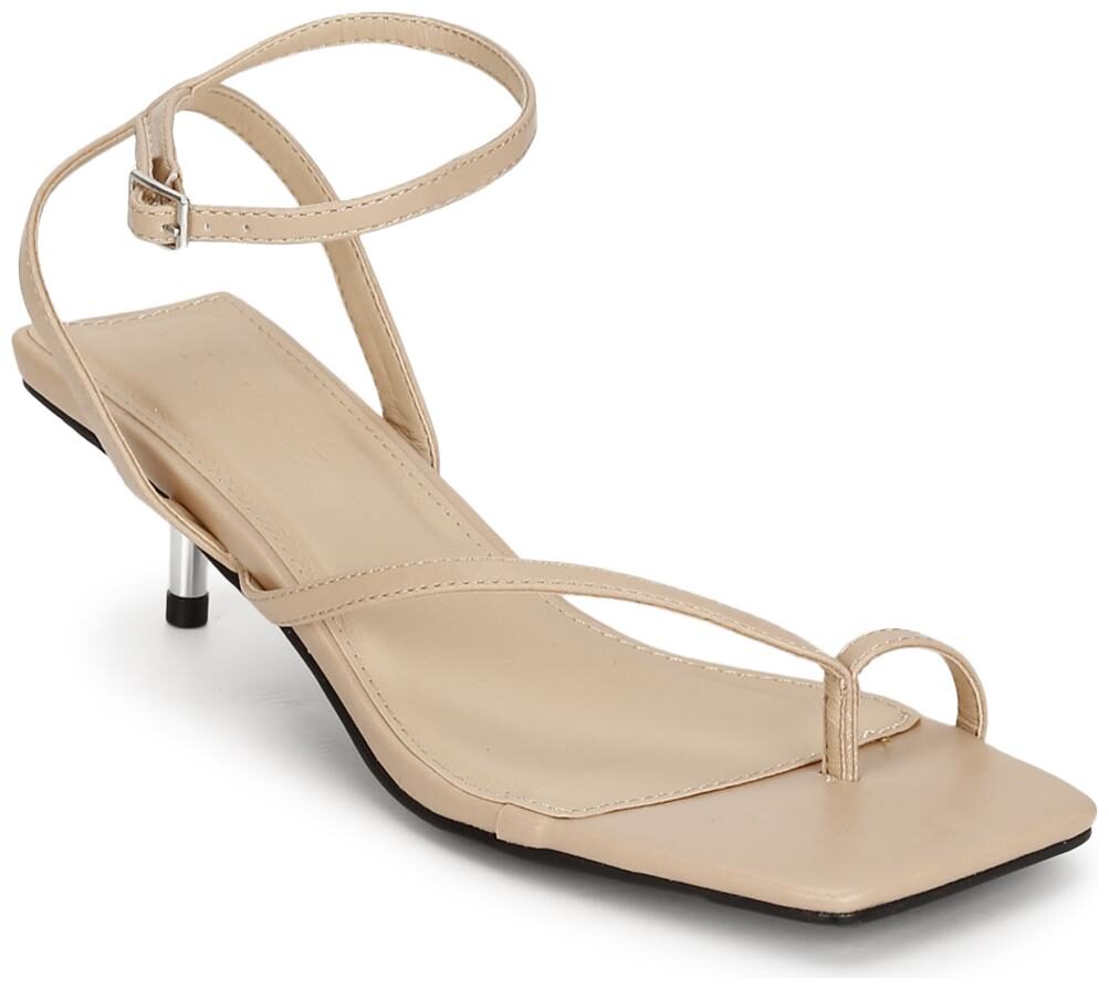 

Truffle Collection Beign Pu Kitten Heels