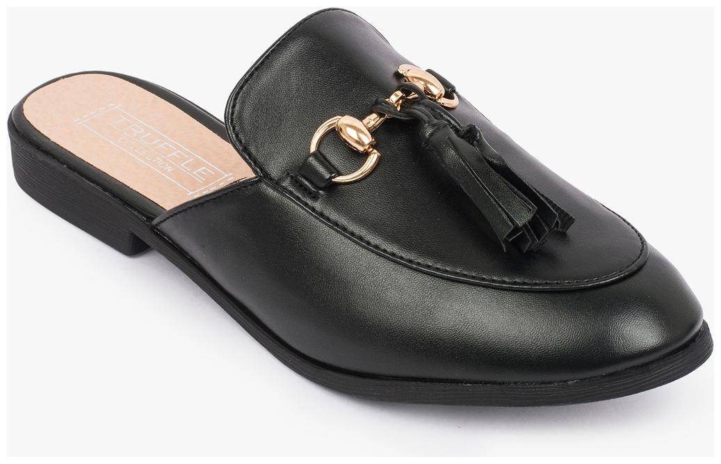 

Truffle Collection Black Slippers Flip flops