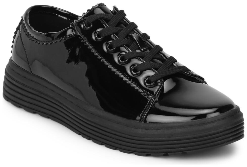 

Truffle Collection Women Synthetic Solid Casual Casual Shoes