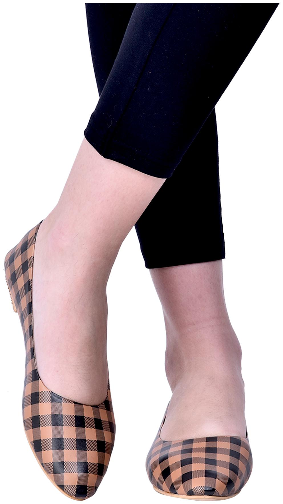 

Tryfeet Women Tan Bellies
