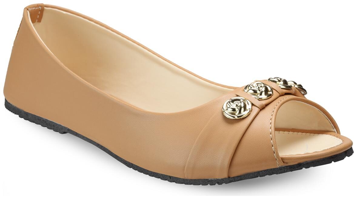 

Tryfeet Women Beige Bellies