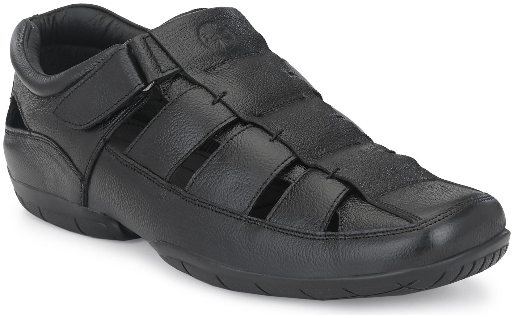 

UNDERROUTE Men Black Sandals