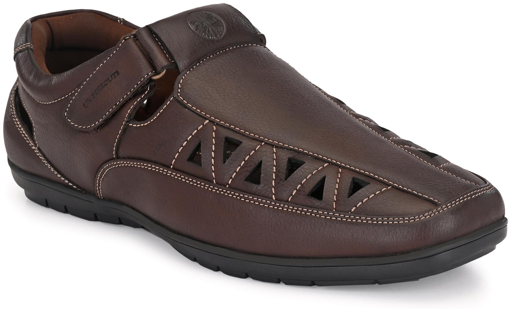 

UNDERROUTE Men Brown Sandals