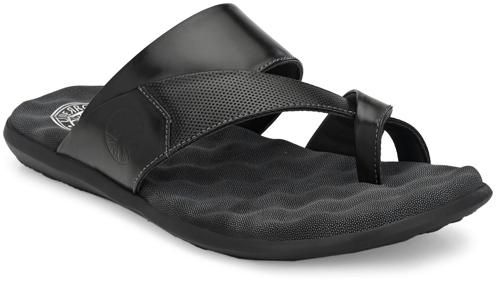 

UNDERROUTE Men Black Indoor Slippers - 1 Pair