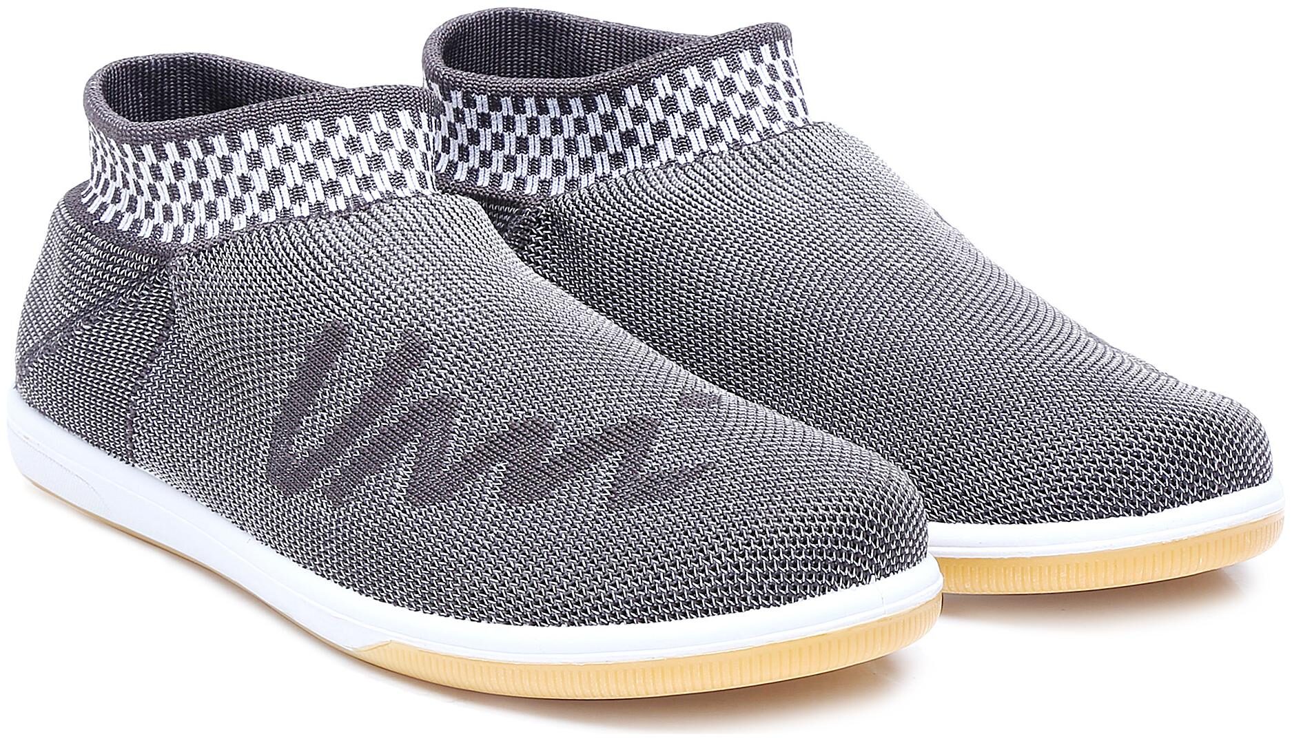 

Unistar Men Grey Classic Sneakers - Mustang 027 l grey