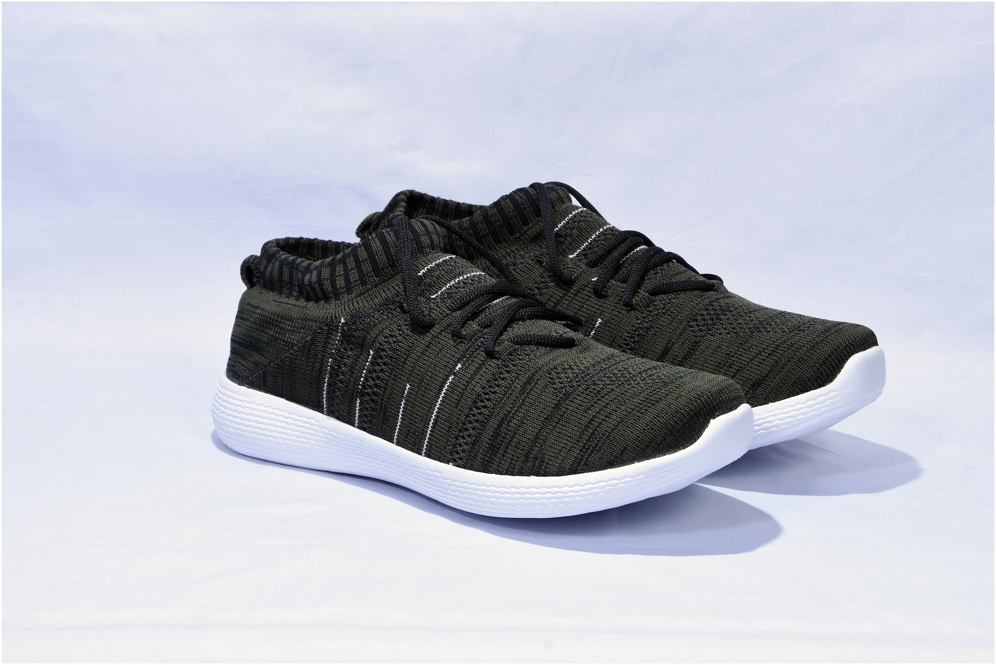

vasaca Men Running Shoes ( Black )
