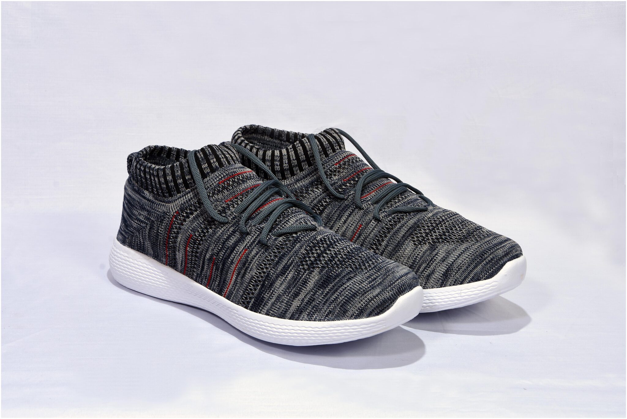 

vasaca Men Running Shoes ( Grey )