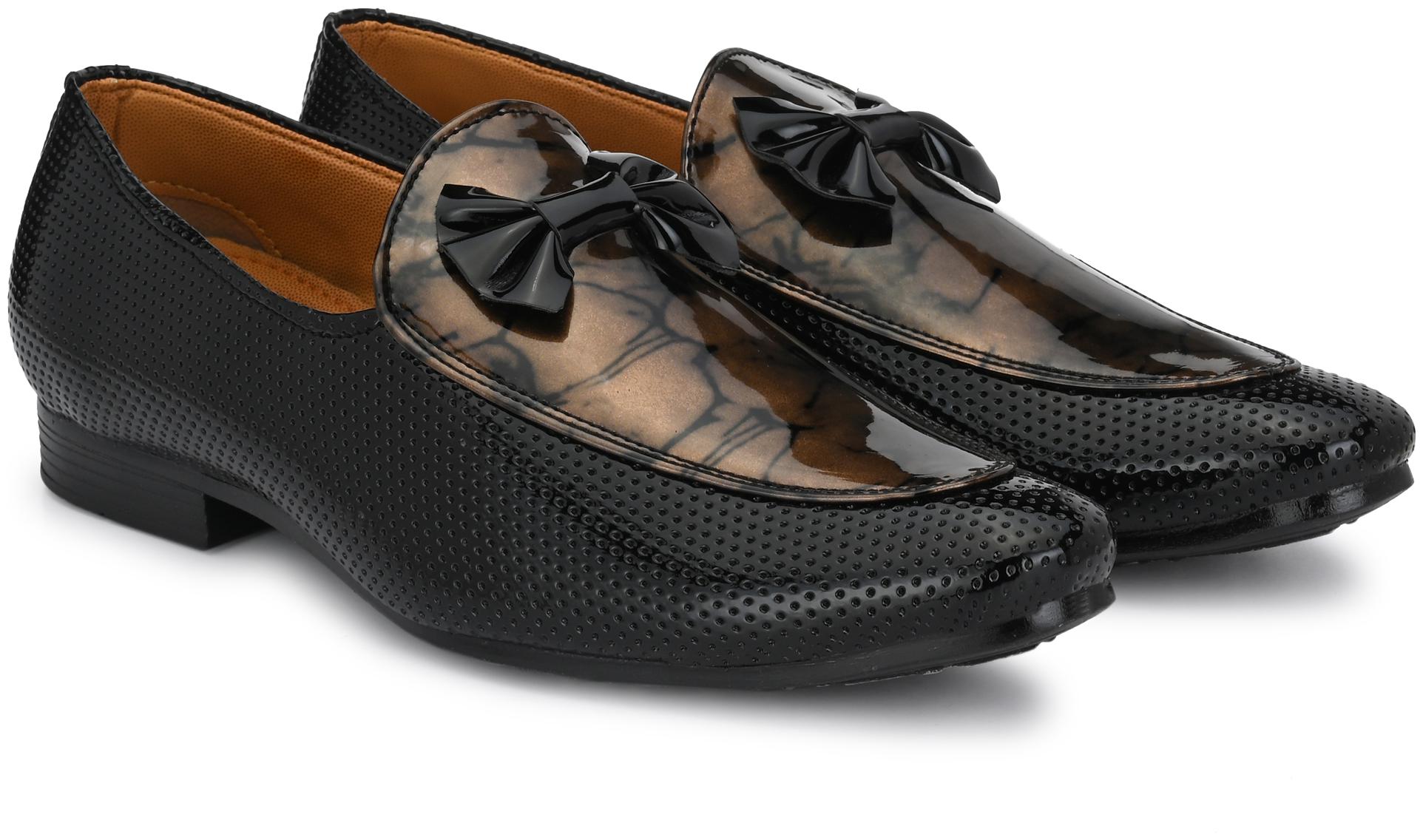

VELLINTO Men Brown Loafers - PARTY WEAR PATENT LEATHER SHOES FOR MEN - ART CA122BWN 9