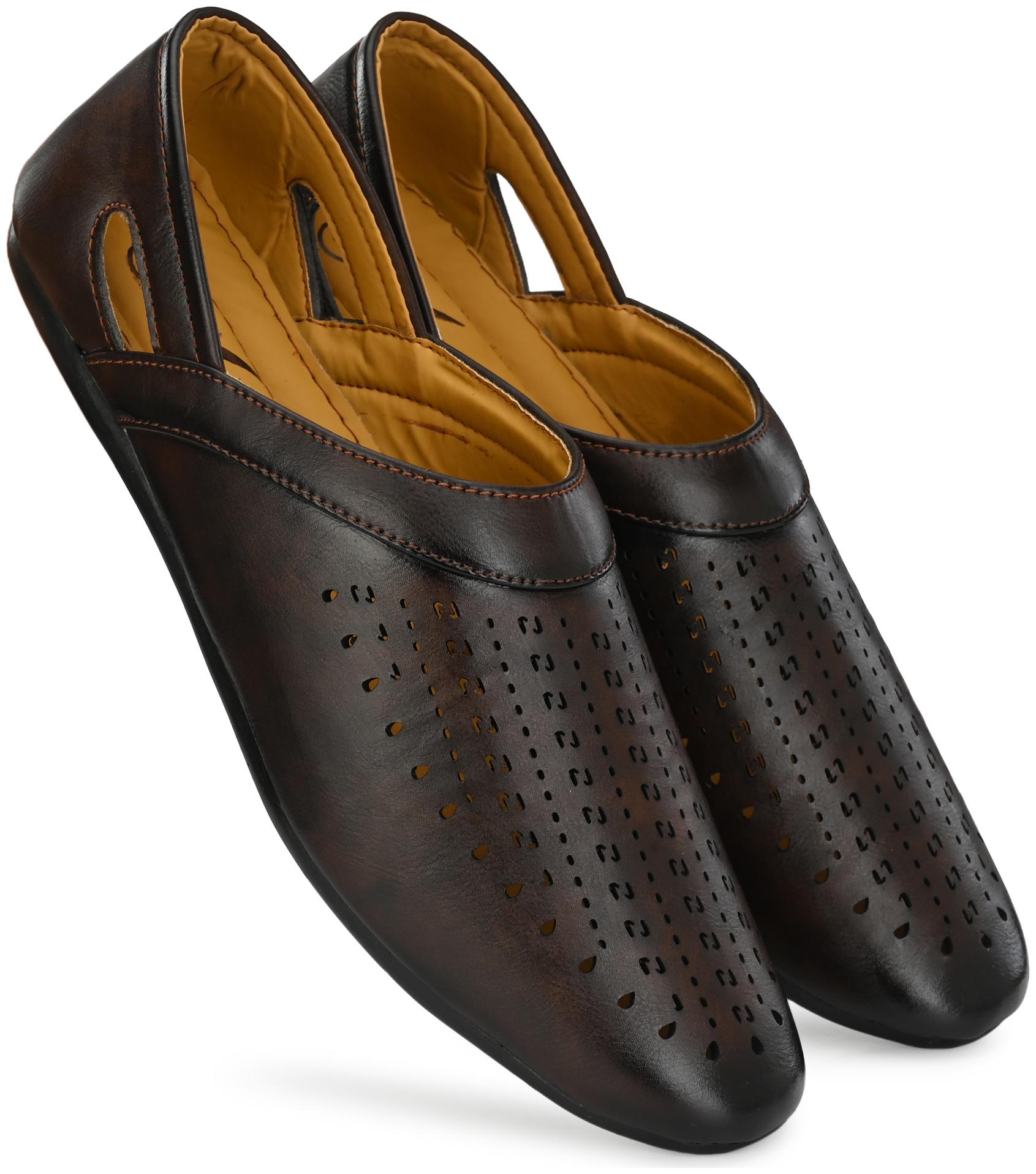 

VELLINTO Men Brown Casual Shoes - ART CA147