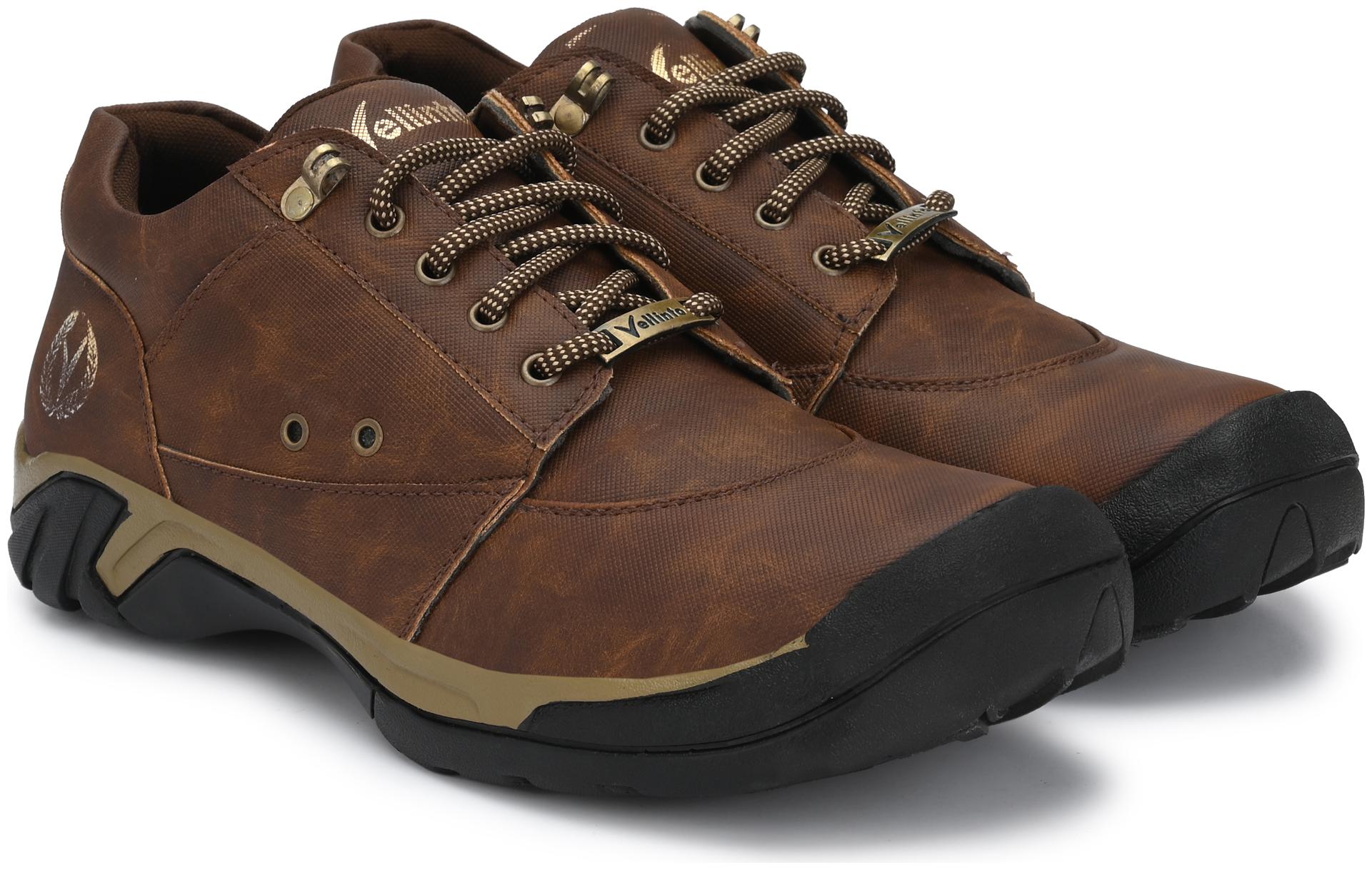

VELLINTO Men Brown Outdoor Boots