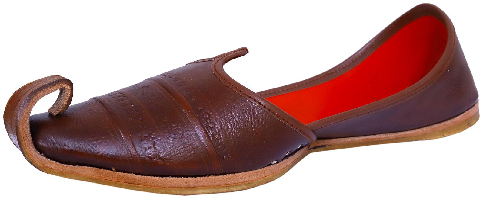 

Vonc Handmade Brown Punjabi Jutis Ethnic Shoes For Men