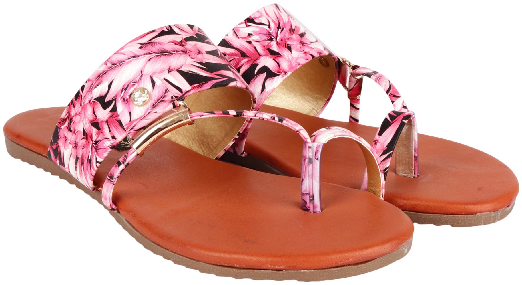 

WOMENS BERRY Women Pink Sandals