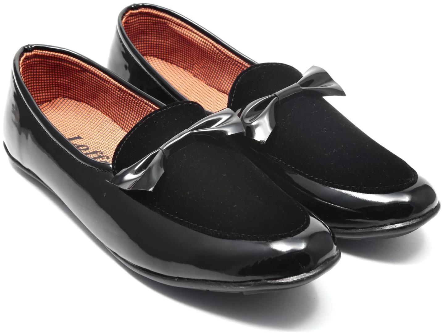 

Ziesha Men Black Loafers - VELVET LOAFER - ZMS7944
