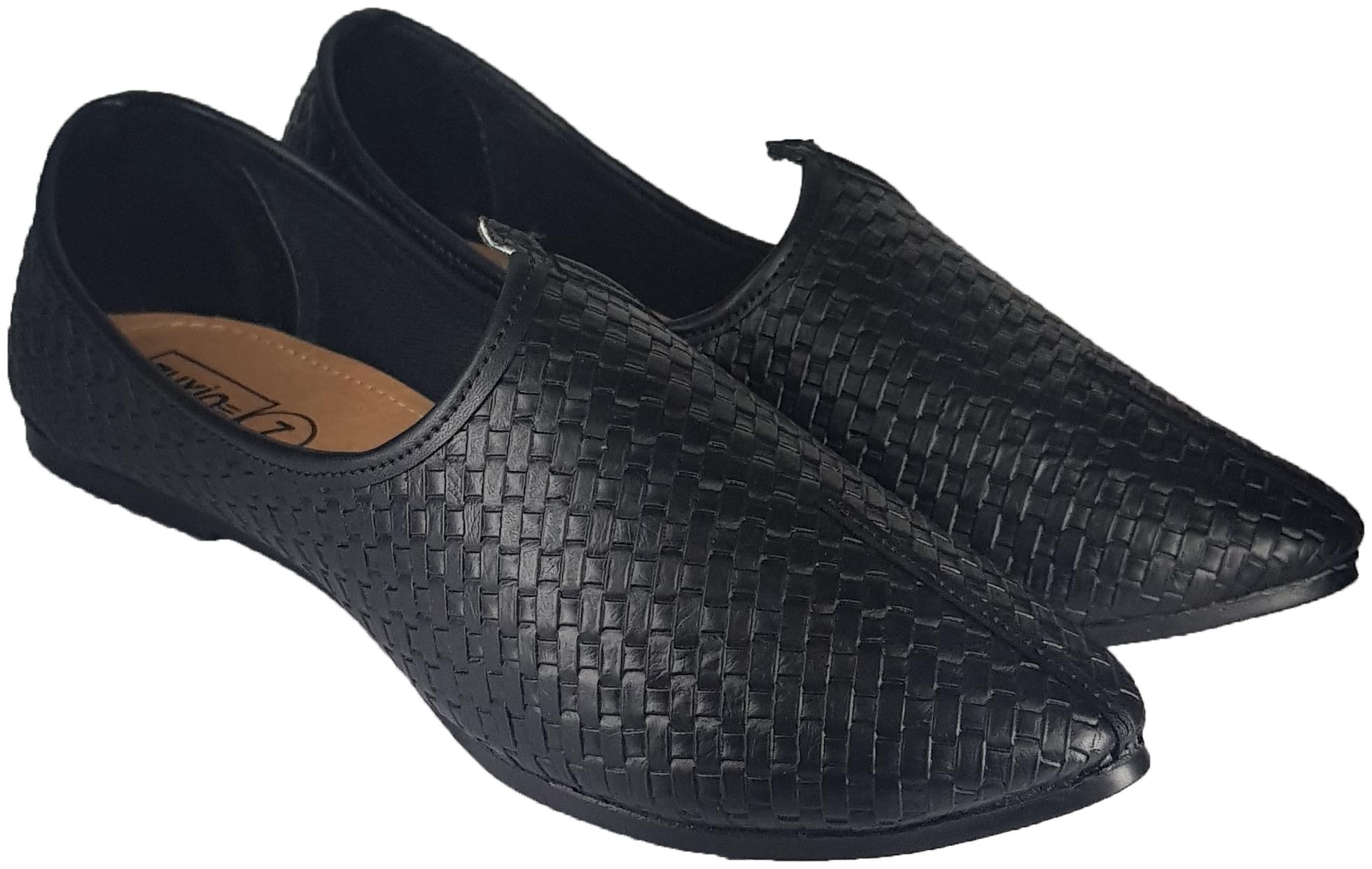 

Zuxio Ethnic For Men