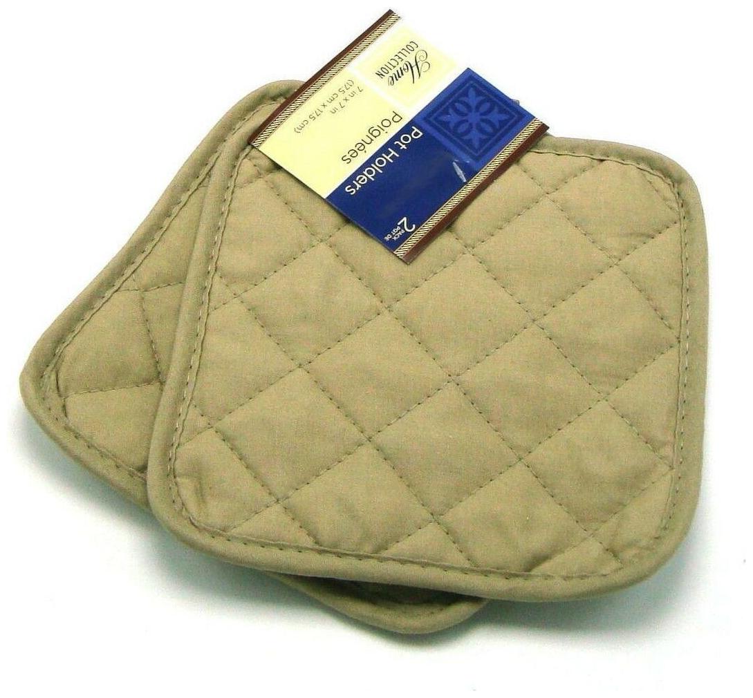 

2 Piece set of Pot holders
