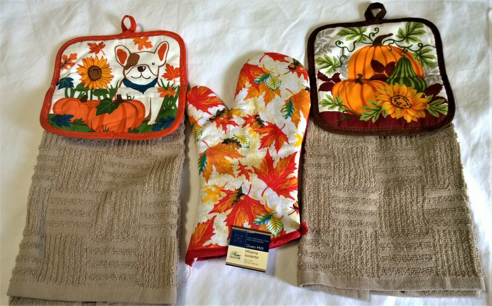 

3 Pc Set Fall Leaves Pumpkin Harvest 2 Kitchen Towels Pot Holders Oven Mitt