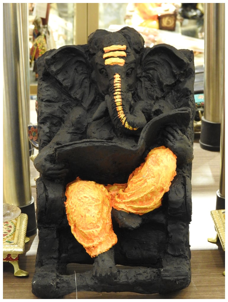 https://assetscdn1.paytm.com/images/catalog/product/H/HO/HOM5-ACE-GANESHUDCR545594203FE098/1564728902764_0..png