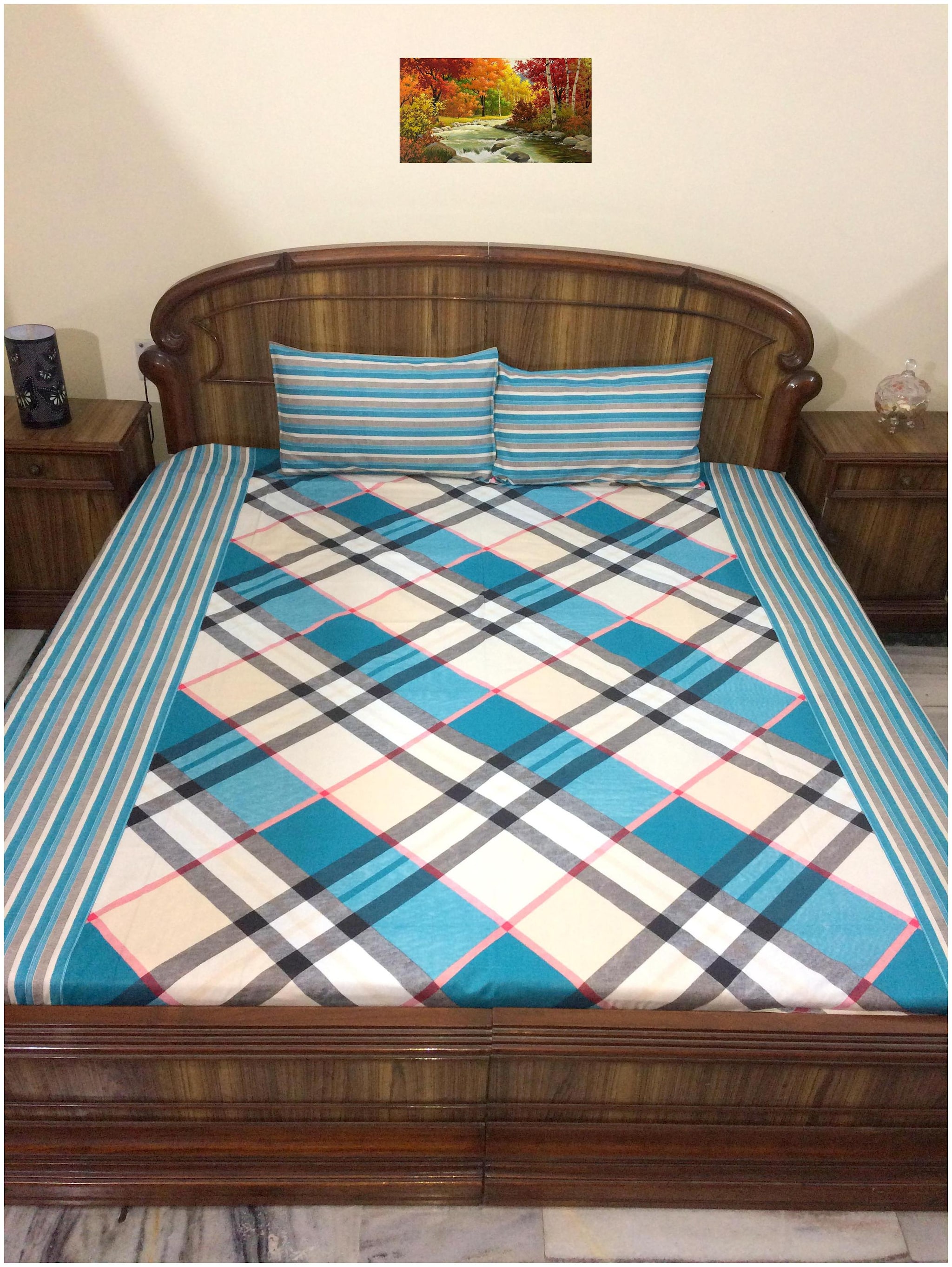 

A H ENTERPRISES Cotton Geometric Queen Size Bedsheet 300 TC ( 1 Bedsheet With 2 Pillow Covers Blue )