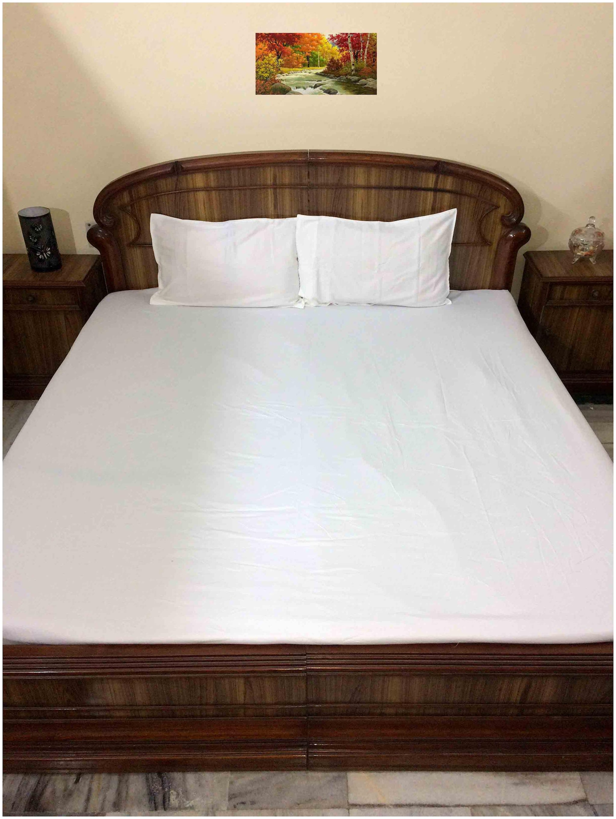 

A H ENTERPRISES Cotton Solid Queen Size Bedsheet 300 TC ( 1 Bedsheet With 2 Pillow Covers White )