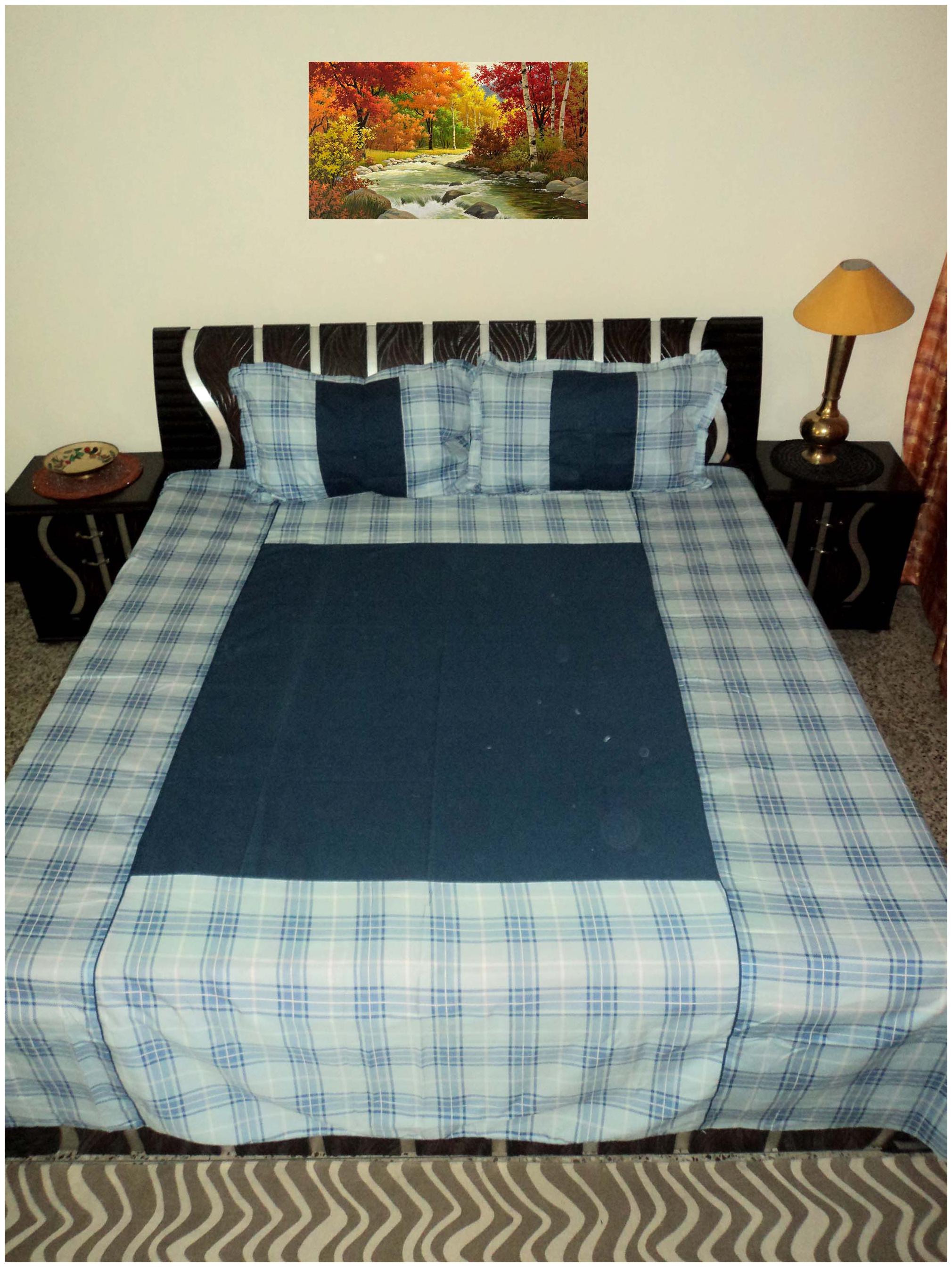 

A H ENTERPRISES Cotton Checkered Double Size Bedsheet 140 TC ( 1 Bedsheet With 2 Pillow Covers Blue )