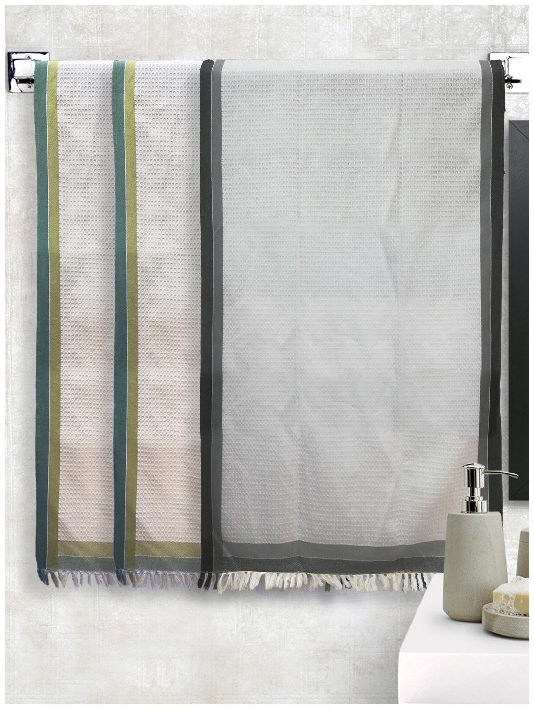 

Athom Trendz 210 GSM Cotton Bath Towel ( 3 Pieces Multi )
