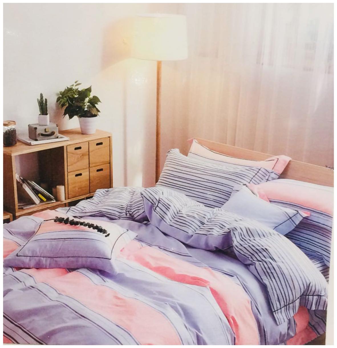 

Byloom Cotton Abstract Double Size Bedsheet 110 TC ( 1 Bedsheet With 2 Pillow Covers Pink )