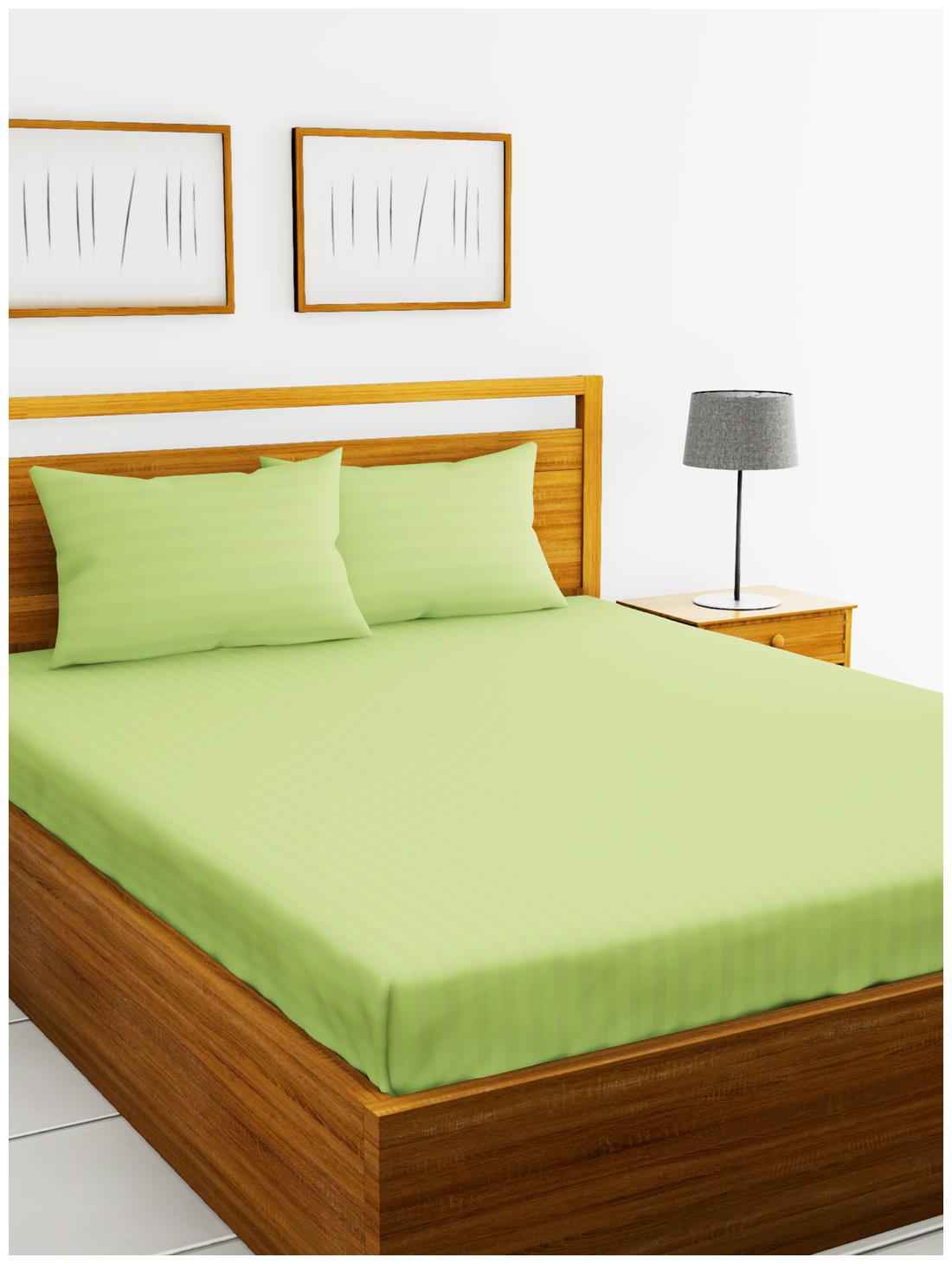 

BIANCA Cotton Striped King Size Bedsheet 210 TC ( 1 Bedsheet With 2 Pillow Covers Green )