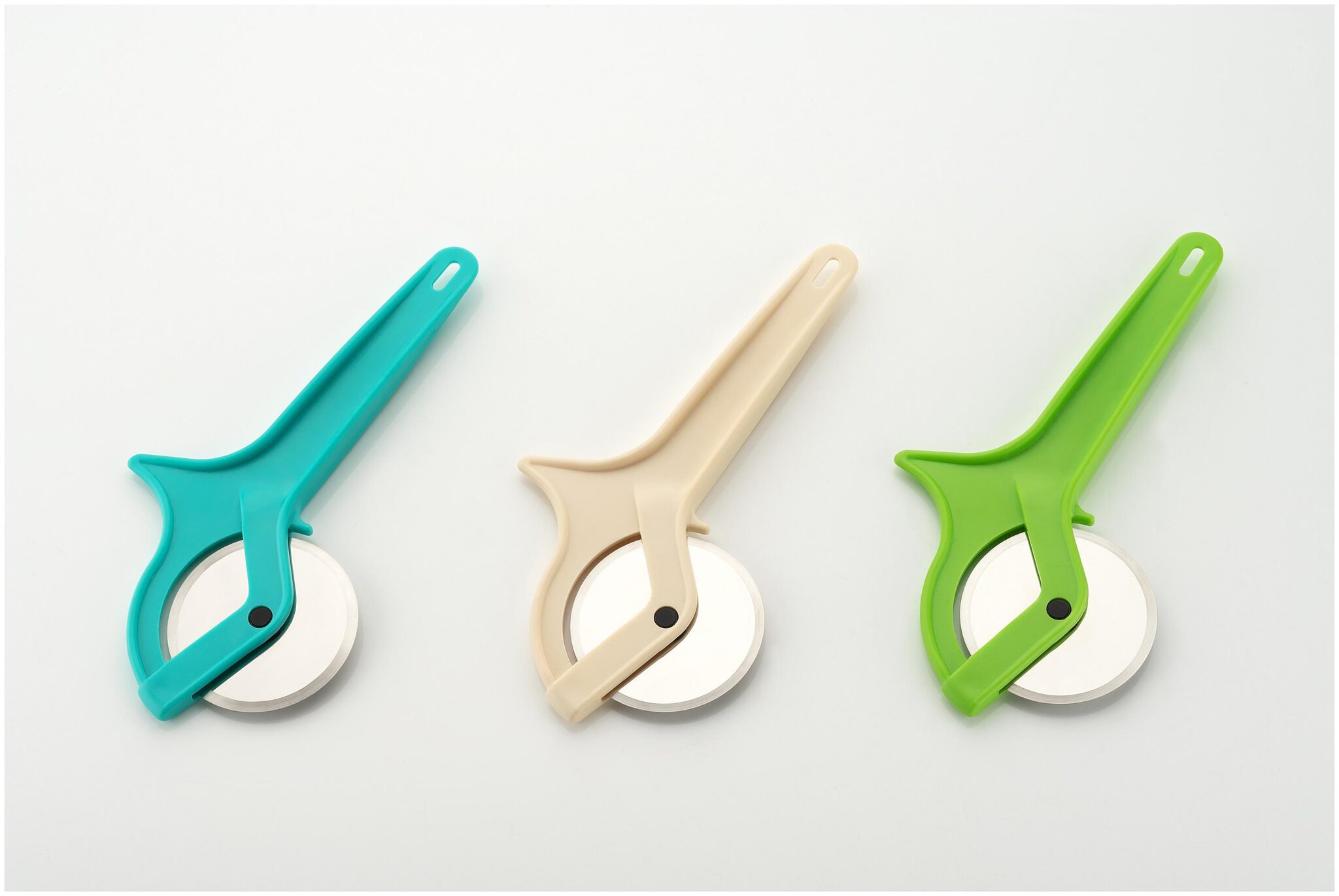 

Bluewhale New Easy cute Pizza Cutter