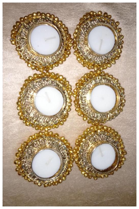 

BRAND WORLD Metal Golden Candle holder