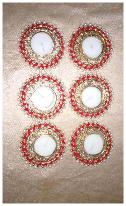 

BRAND WORLD Metal Red Candle holder