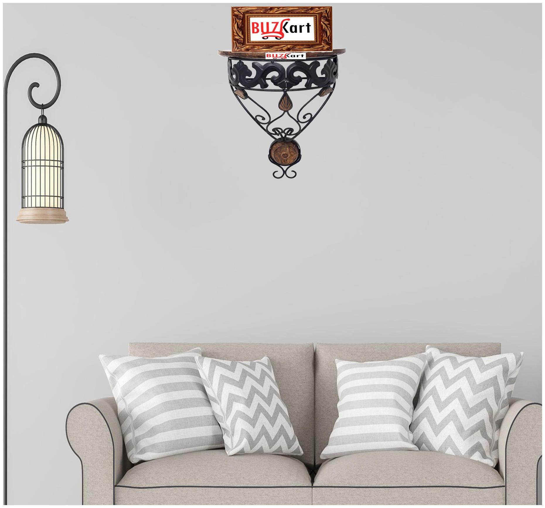 

BuzyKart Wooden Wrought iron Wall Bracket