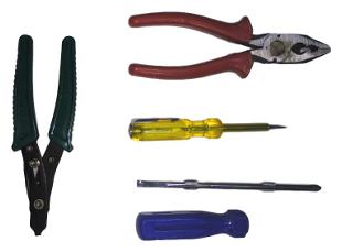 

CAMEL HAND TOOL KIT 4IN1
