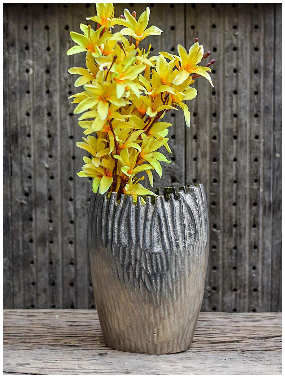 

Casa Decor Aluminium Schizo Flower Vase