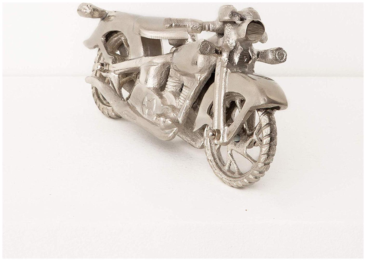 

Casa Decor Captain Speedy Metal Artifact Figurines Showpiece for Living Room Drawing Room Bedroom Shelf Showcase Table Home Decor and Gift