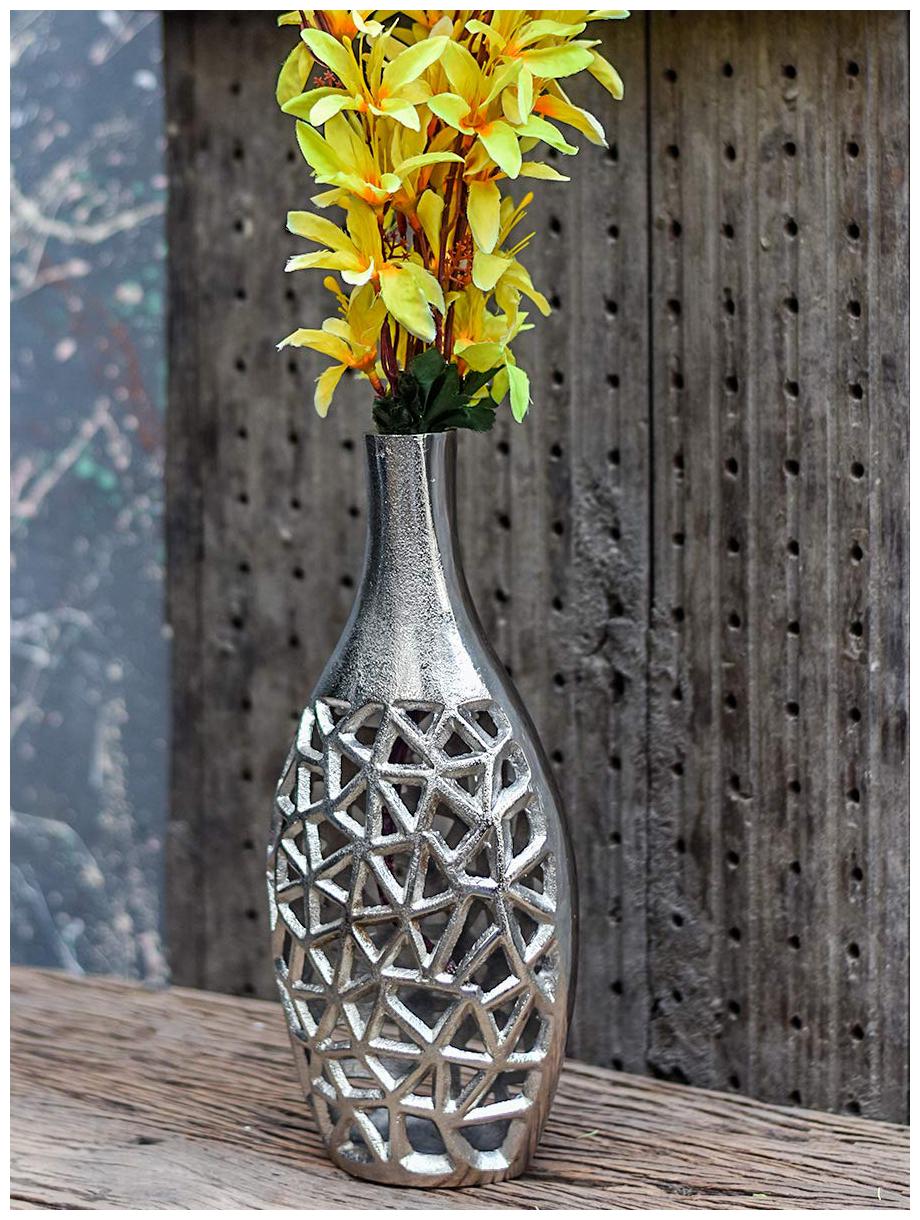 

Casa Decor Scandinavian Style Aluminium Vase for Centerpiece Flower Holder Modern Home Decor (Silver)