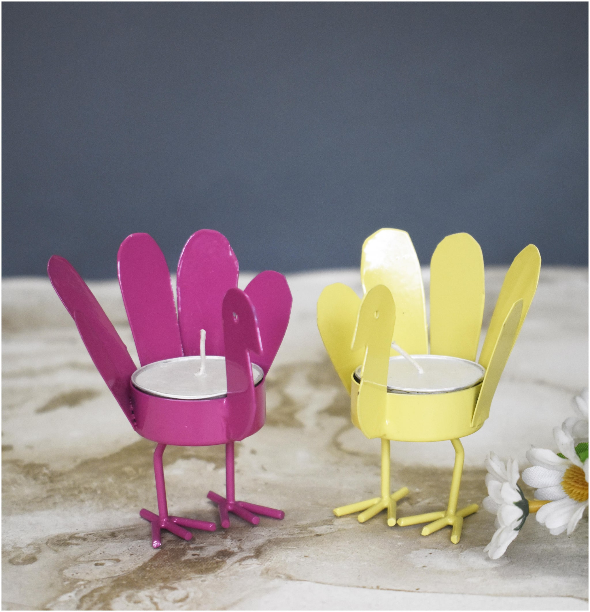 

color Palatte Metal Assorted Tea light holder