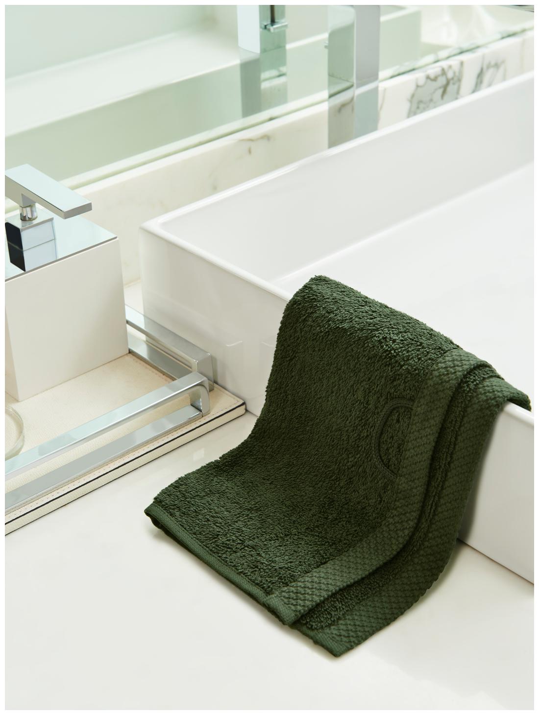 

D Decor Live Beautiful 550 GSM Cotton Face towel ( 2 pieces Green )