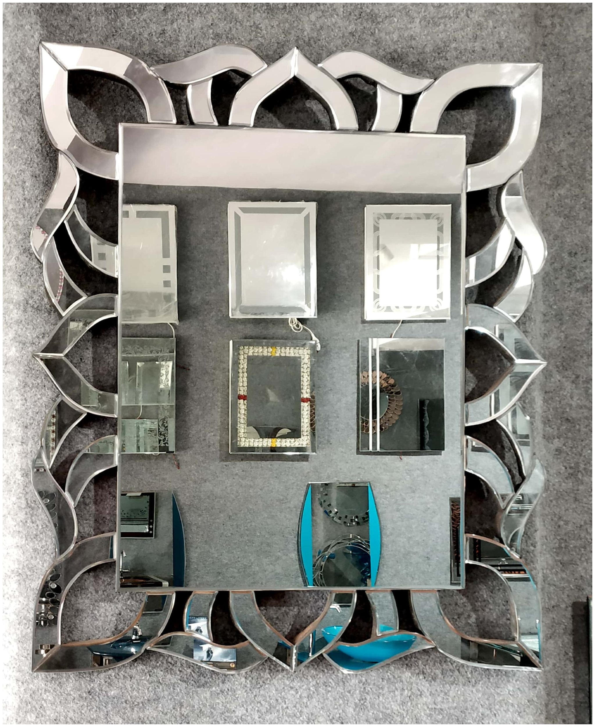 https://assetscdn1.paytm.com/images/catalog/product/H/HO/HOMDECORATIVE-MARVI9775804137112/1563118076430_0..jpg