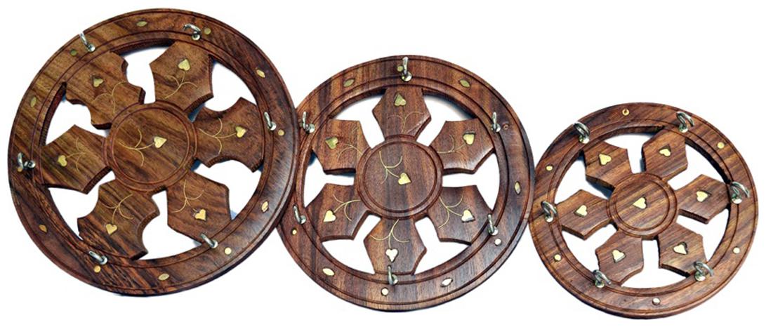 

Desi Karigar Round Wheel Shaped Key Hanger - Set Of 3