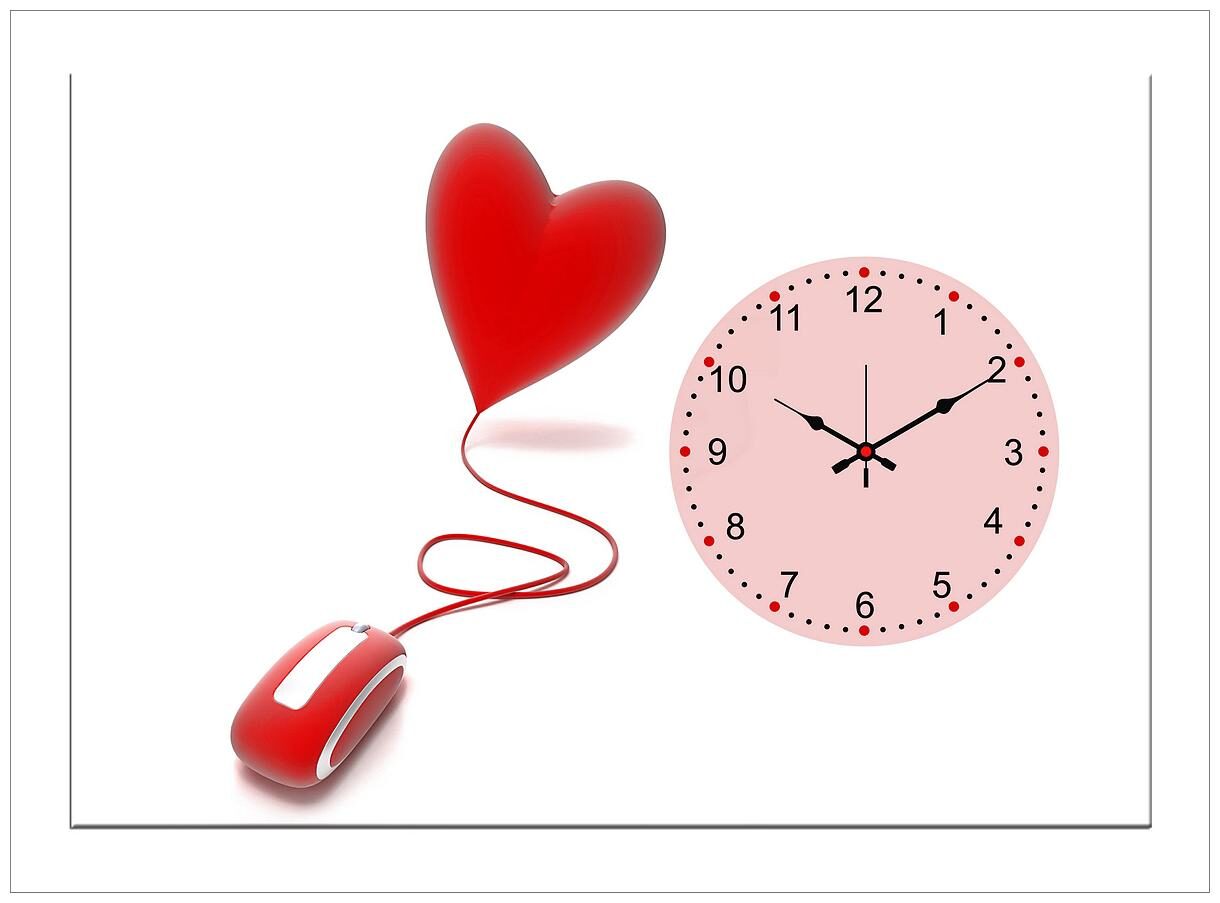 

Design O Vista Wood Canvas Analog Wall clock ( Set of 1 )