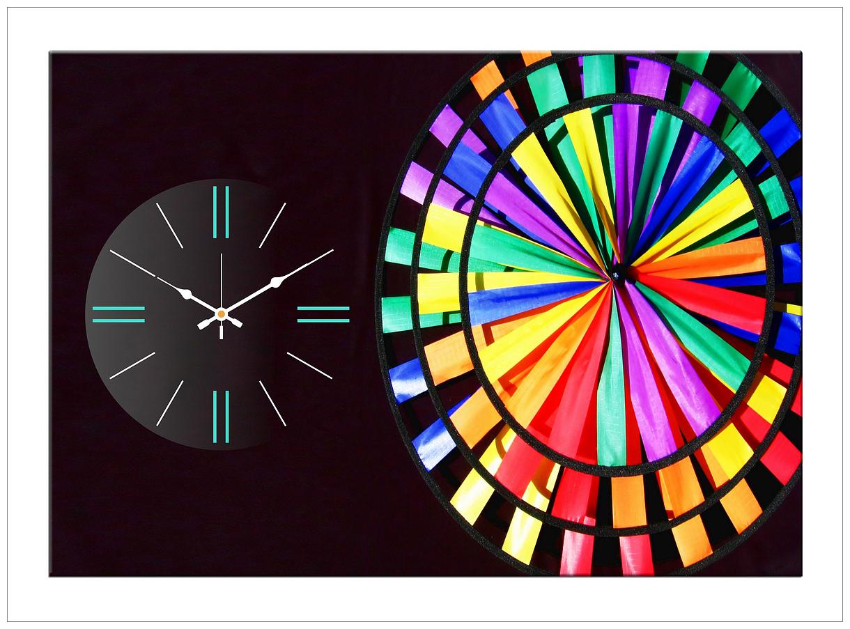 

Design O Vista Wood Canvas Analog Wall clock ( Set of 1 )
