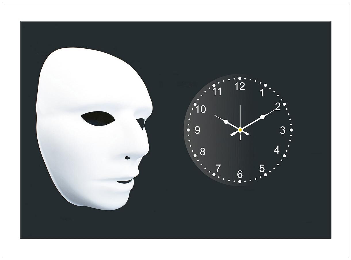 

Design O Vista Wood Canvas Analog Wall clock ( Set of 1 )