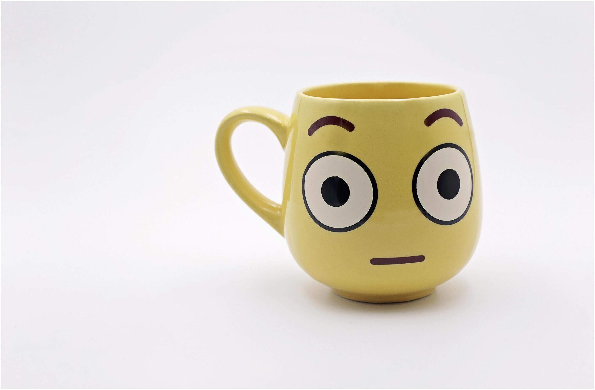 

Edgen Yellow Color Emoji Printed Mug