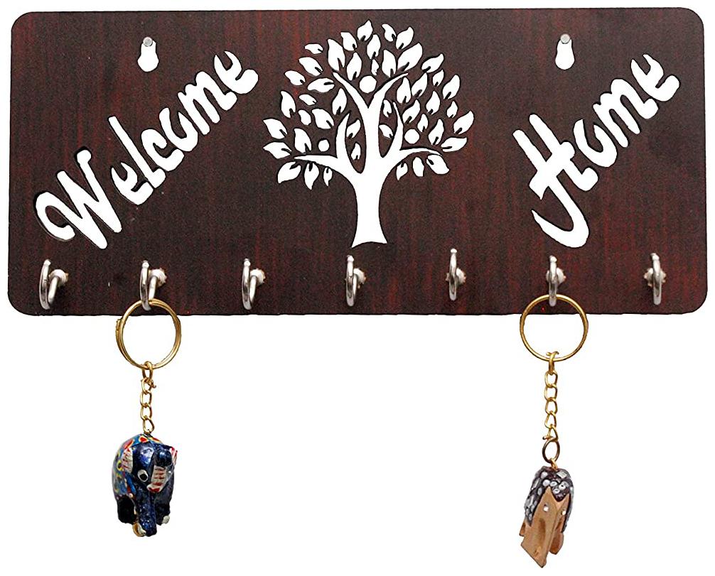 

Egal Hunt Beautiful Welcome Home Wooden Key Holder (7 Hooks)