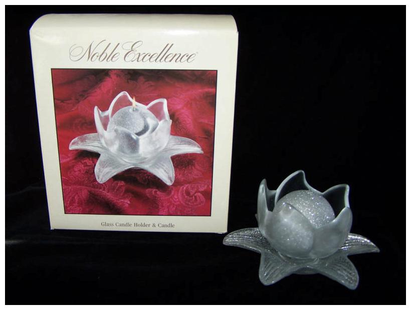 

Elegant Silver Glittered Round Candle Glass Lotus Holder Set NIB
