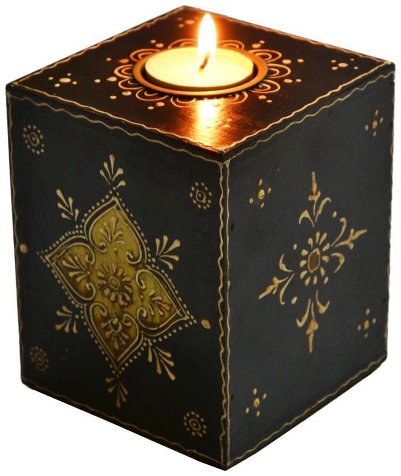 

Artlivo Wood Black Candle