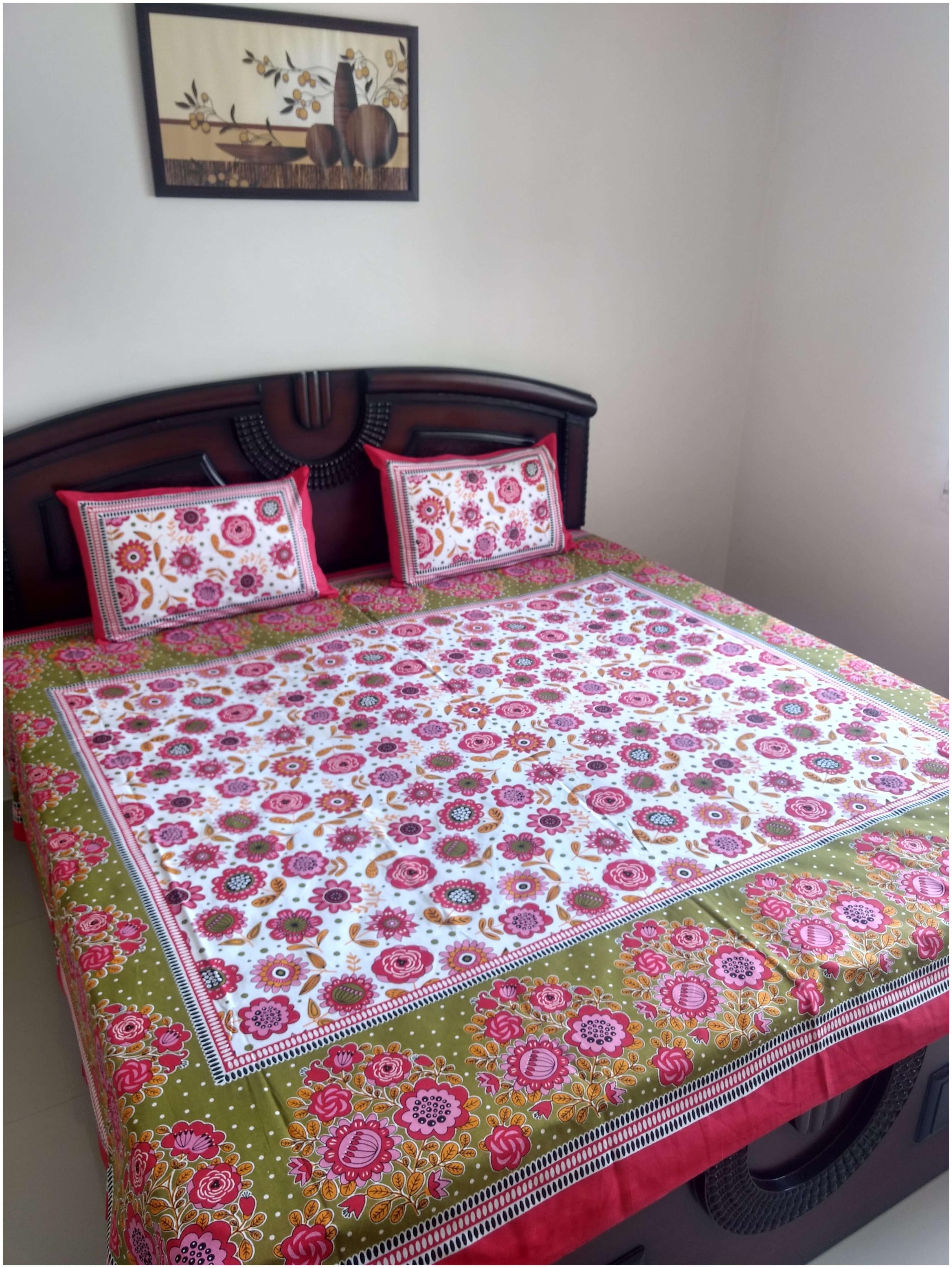 

FabFash Cotton Printed Double Size Bedsheet ( 1 Bedsheet With 2 Pillow Covers Red )