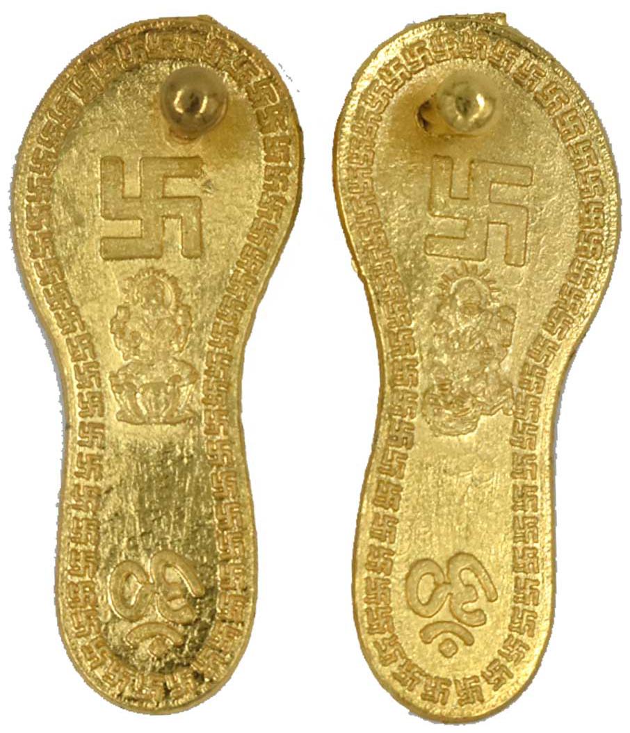 

Faynci Shree Maa Laxmi Ganesh Charan Paduka Plated Yantra