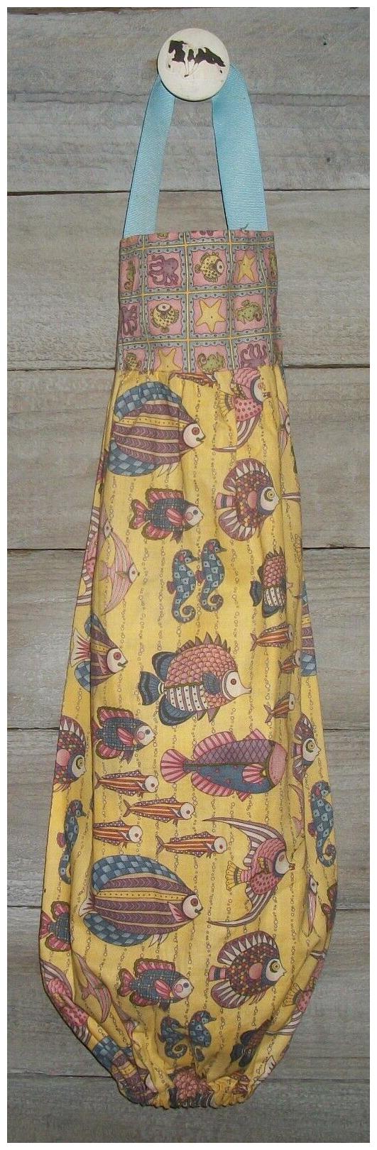 

Fish Seahorses Bubbles Debbie Mumm Plastic Grocery Bag Rag Sock Holder