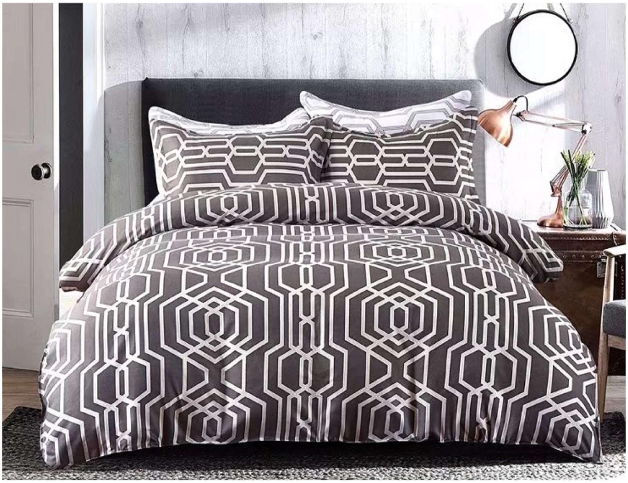 

Fitted Bedsheet Queen Size (3 Pcs Set 1 Engage Queen Fitted Double Bedsheet with 2 pillow Covers)